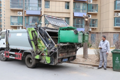乐陵：垃圾清运不停歇