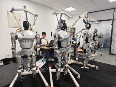 新春走基层｜进企业、进商场、进家庭——山东机器人应用一线见闻