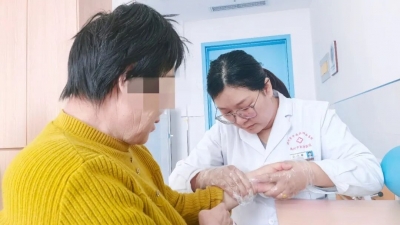 德州市中西医结合医院康复医学科：中西医协同治疗助0肌力患者重获行走力量