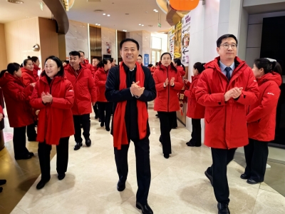 德百集团开展走访慰问，向一线员工送上新春祝福