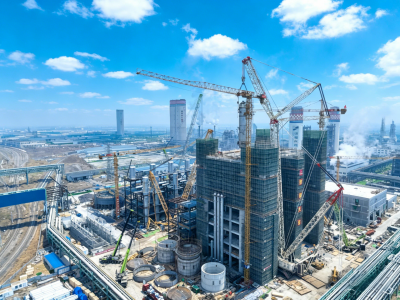 新春走基层丨华鲁恒升：“巨无霸”气化炉精准就位