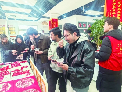 新春走基层 | 禹城：“洋学生”沉浸式体验新春文化