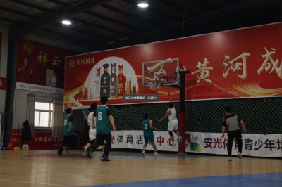 庆云县第三届教体系统职工篮球比赛火热开赛