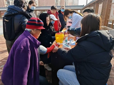 天衢新区宋官屯街道十二里庄社区：暖心义诊进社区 健康服务零距离