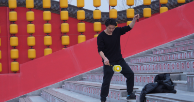 新春走基层 | 杂技团长的“国际朋友圈”