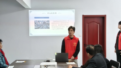 天衢新区宋官屯街道滨河社区开展“非遗扎染 指尖传承”主题活动