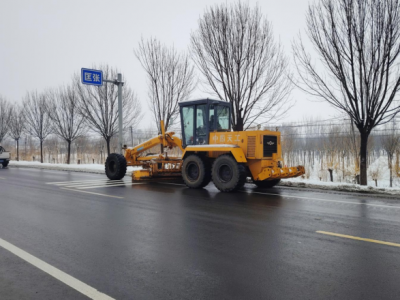 以雪为令 昼夜鏖战！德州公路系统全力除雪防滑，守护出行平安畅通