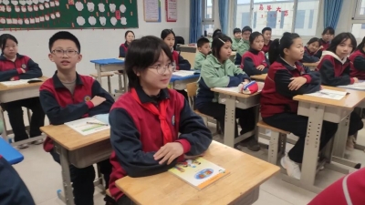 乐陵：多彩“开学第一课” 点亮学子新学期