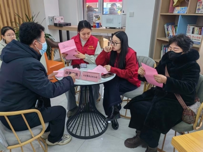 齐河县晏城街道友谊社区：“出摊办公”解锁便民新场景