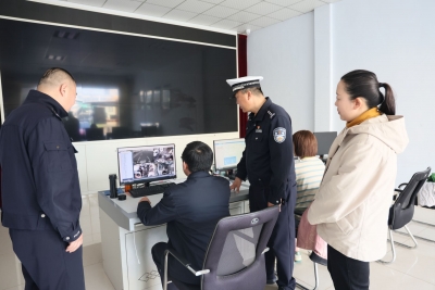 护航春假 | 德州交警德城区新湖大队：严查客运企业 强化源头监管