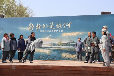 在徒骇河畔看《静静的徒骇河》，滨州55位农民自编自导自演乡土“大戏”