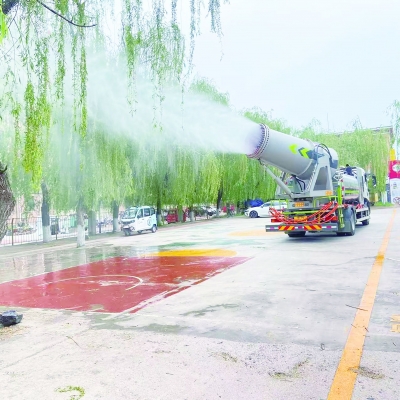 禹城探索“查、换、修、注、喷”综合治理路径：地空联防 飞絮不再满天飘