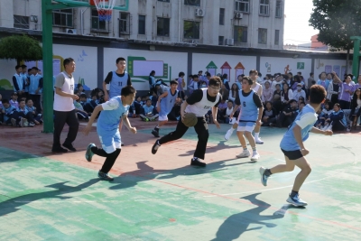健康第一·德州在行动 | 德州市天衢东路小学举行师生篮球联谊赛