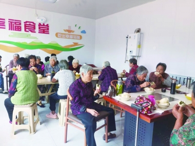 我为群众办实事 | 禹城市梁家镇：11个村利用闲置农舍打造乡村食堂 免费午餐为老年人幸福“加料”