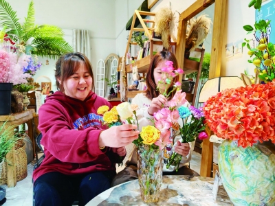 枣乡追梦人 网聚正能量 | 乐陵张晨晨开花店办农场：她的“花路”越走越宽