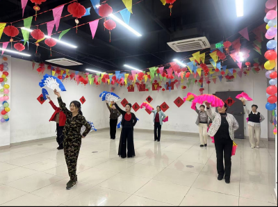 抬头寺镇开展“舞动乡村 乐享生活”舞蹈公益培训活动 