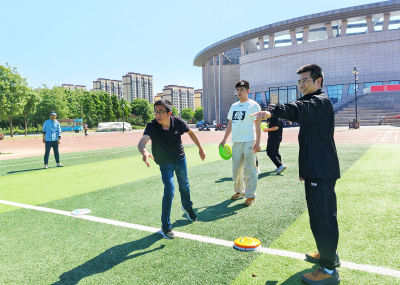 夏津县举办中小学飞盘运动技能培训