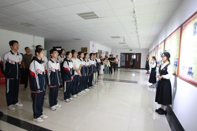 德州学院马克思主义学院与德州市第五中学联合开展“信仰铸魂 青春向党”社科普及主题教育活动