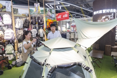 寻美德州 枕水而居 | 露营热带动户外装备销量上涨