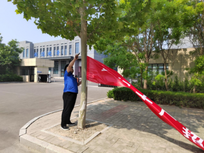 德州城管：严整户外宣传广告  擦亮辖区市容颜值
