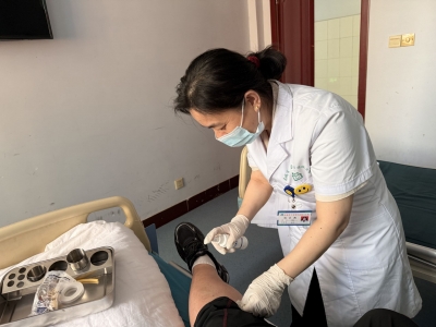 禹城市十里望回族镇卫生院护士冯玉娥：是白衣天使，更是“热血英雄”