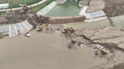 德州市1.1亿元防汛工程建设正酣丨马颊河综合治理加速推进，赵棒槌闸清淤同步收官