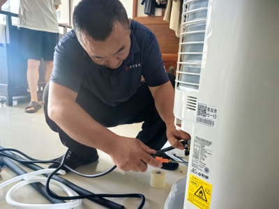 战高温 斗酷暑！德百家电人挥洒汗水守护市民夏日清凉
