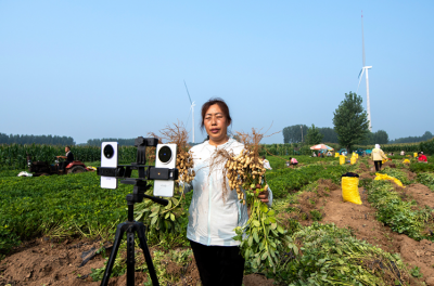 德报读图｜德州市夏津县：村干部田间开直播 小花生闯出大市场