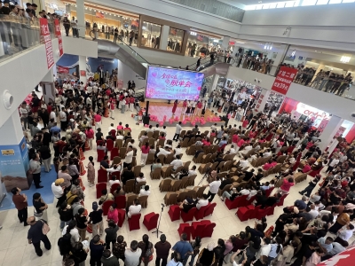 浪漫赴约 缘定奥莱！德百奥莱千人公益相亲大会圆满举办