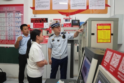 德州消防开展消防安全夜查行动 筑牢夜间"防火墙"