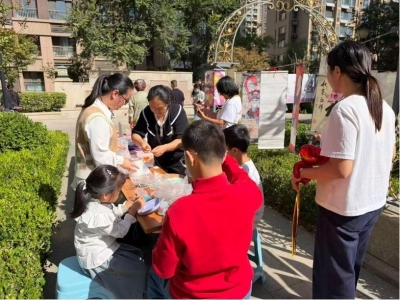 齐河县晏城街道永嘉社区国庆节期间开展幸福市集活动