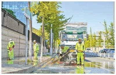 人民日报 | 青岛积极应对“超级周末”  ：接得住流量 留得下人心
