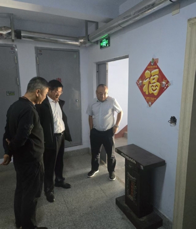 新区办 | 排查不停歇 筑牢“防火墙”