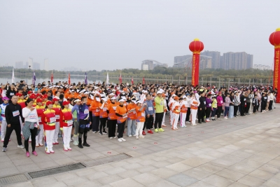 德州天衢新区举办社区全民健康跑活动