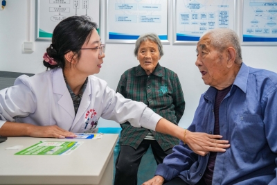 乐陵：医护人员坚守岗位护健康